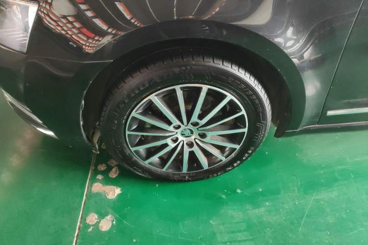 Used Skoda Octavia 2019 1.5L Automatic Smart Drive Luxury Edition China VI Standard