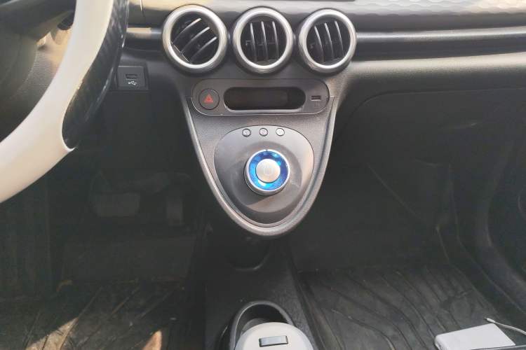 Used ORA Black Cat 2021 301 km Basic Version