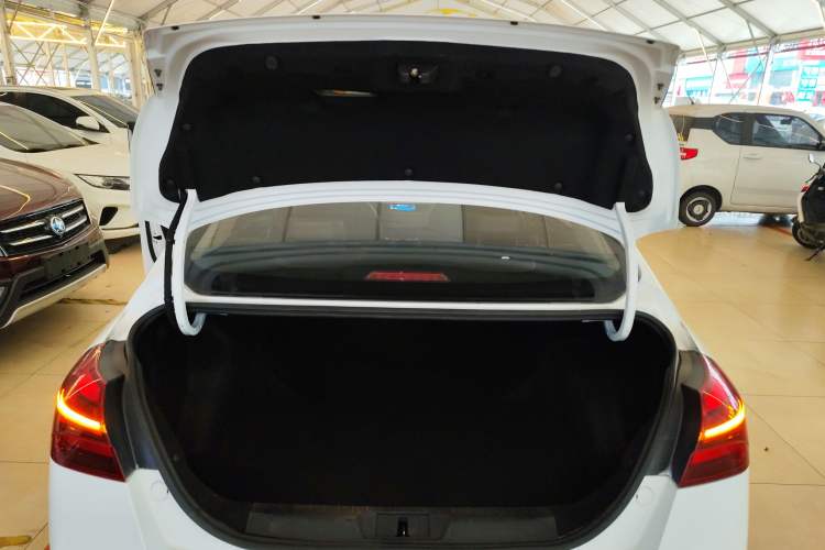 Used Geely Auto Emgrand 2018 1.5L CVT Upward Connect Edition
