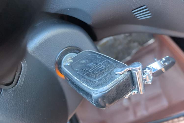 Used Geely Auto Diamond 2014 Sedan 1.5L Manual Entry-Level Model
