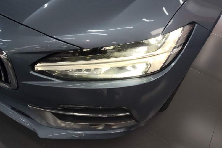 Used Volvo S90 2019 T4 Zhiyi Edition
