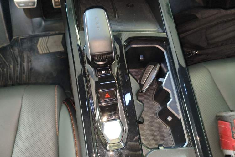 Used Geely Auto Emgrand X7 Sport 2024 1.5TD Prestige Edition
