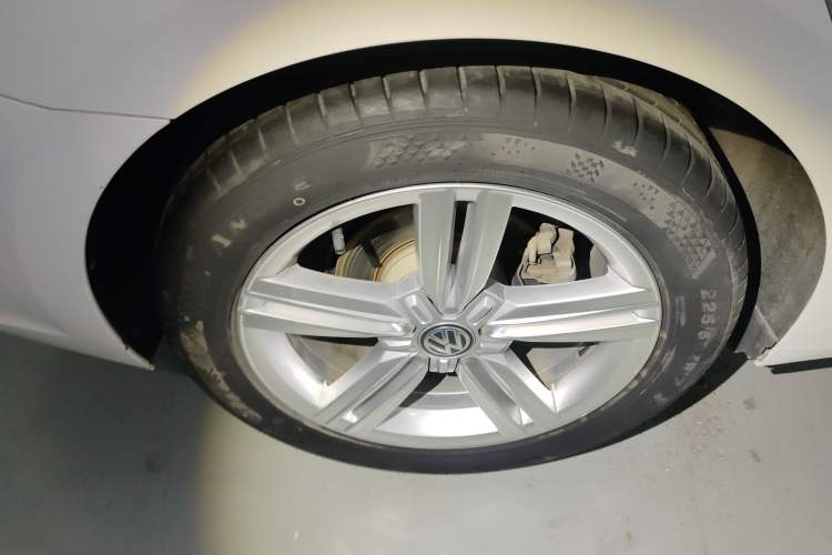 Used Volkswagen Lamando 2018 280TSI DSG Comfort Edition
