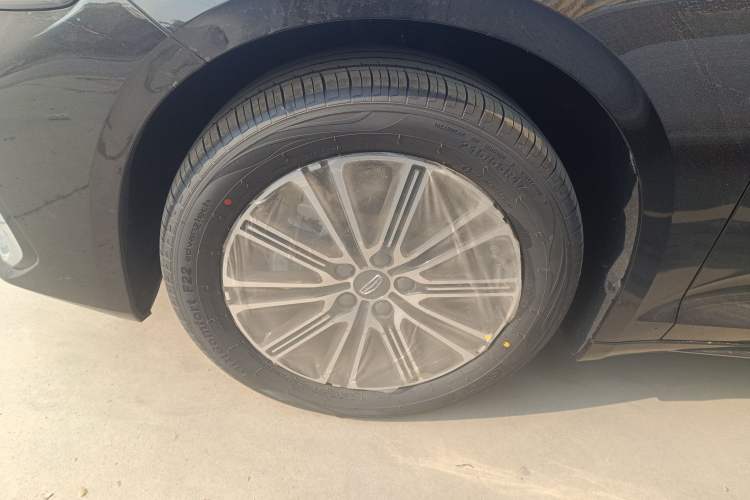 Used Geely Auto Preface 
