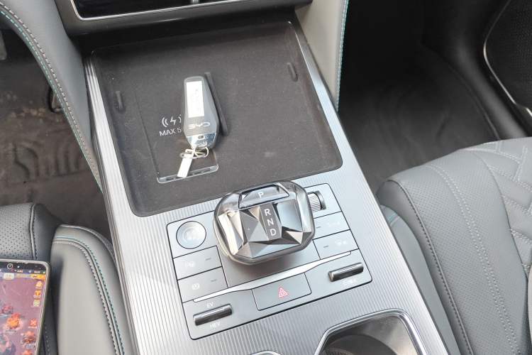 Used BYD Song L DM-i 2025 Intelligent Driving Version 160 km Beyond-Range Type
