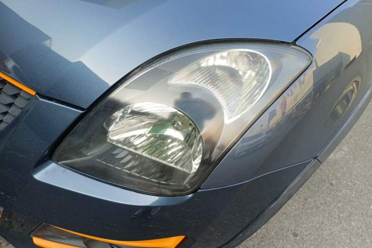 Used Suzuki Swift 2016 1.5L Automatic Fashionable Coolplay Edition
