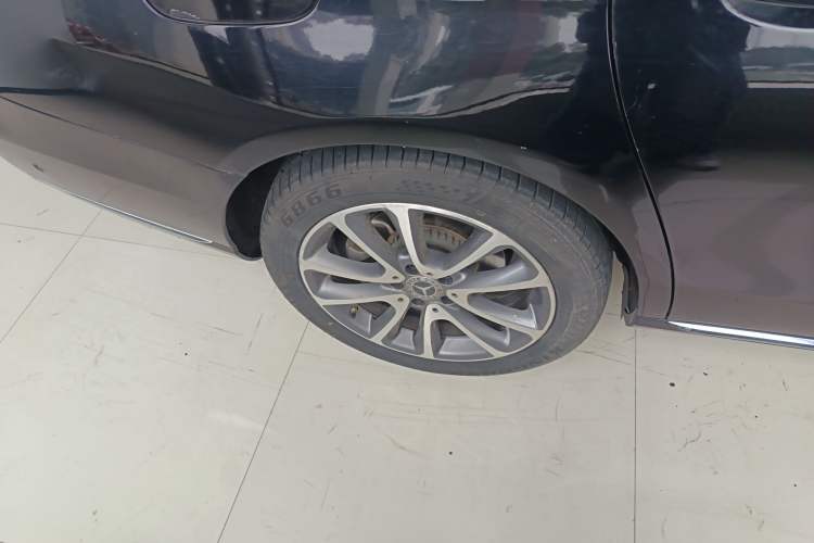 Used Mercedes-Benz E-Class 2019 E 260 L