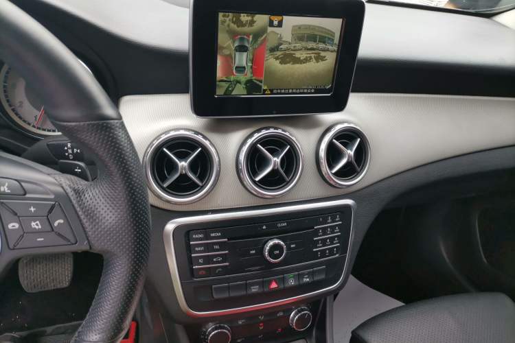 Used Mercedes-Benz GLA 2016 GLA 200 Fashion Model
