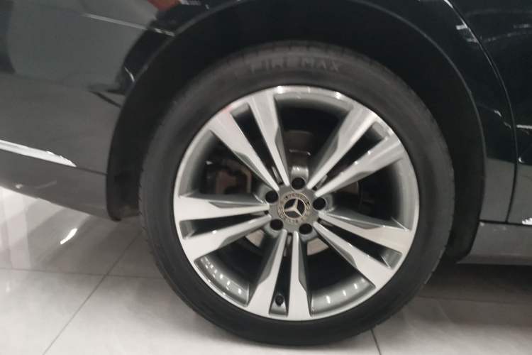 Used Mercedes-Benz S-Class 2019 S 320 L
