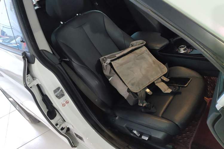 Used BMW 3 Series GT 2019 320i Sport Edition
