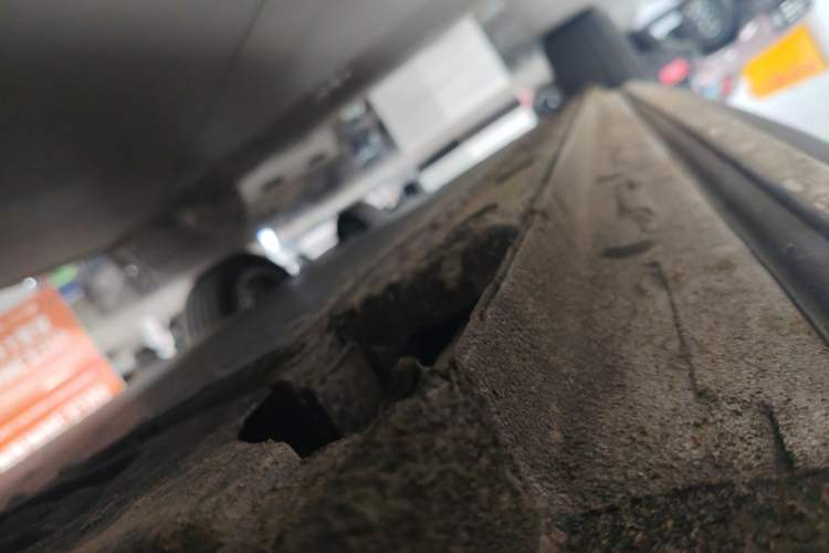 Used  E5 2024 440km Launch Edition
