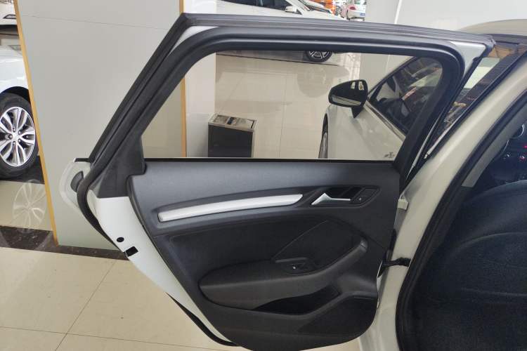 Used Audi A3 2018 30th Anniversary Edition Sportback 35 TFSI Ambition Model
