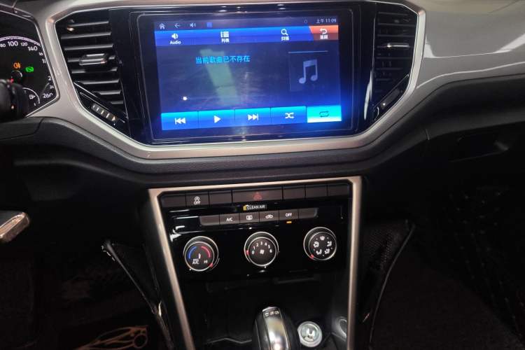 Used Volkswagen T-ROC 2018 230TSI DSG Two-Wheel Drive Advanced Version China V Standard