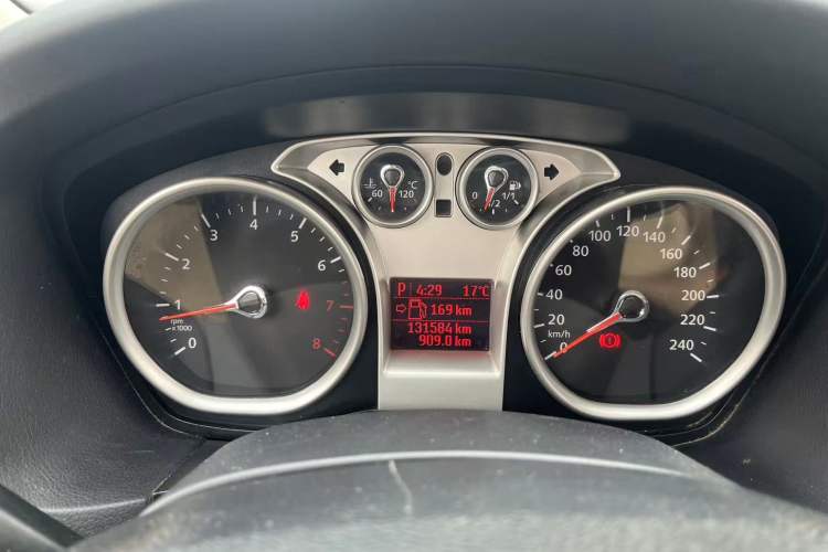 Used Ford Focus 2013 Hatchback Classic 1.8L Automatic Base Model
