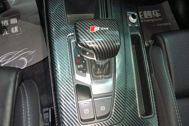 Used Audi Q5L 2022 40T Fashionable and Dynamic Model