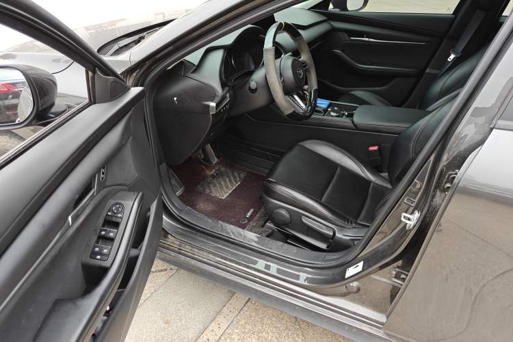 Used Mazda Mazda 3 Axela 2021 2.0L Automatic Zhiqing Edition