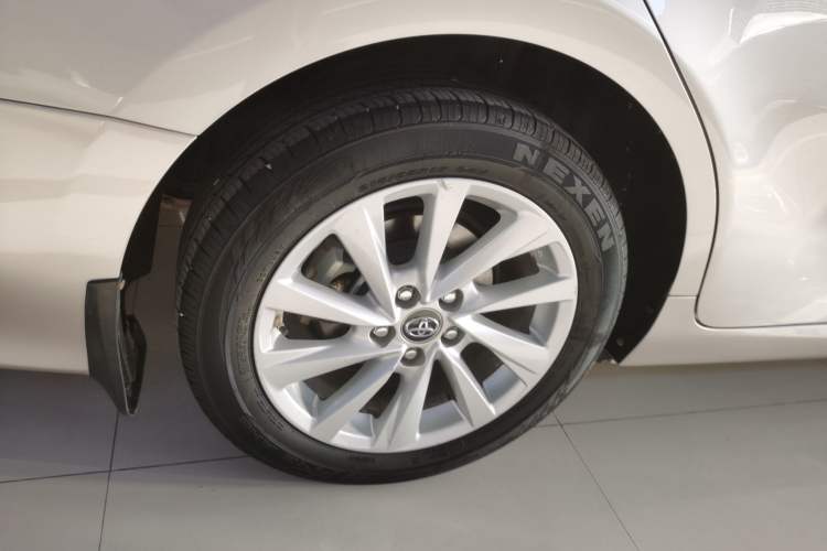 Used Toyota Camry 2021 2.0G Luxury Edition
