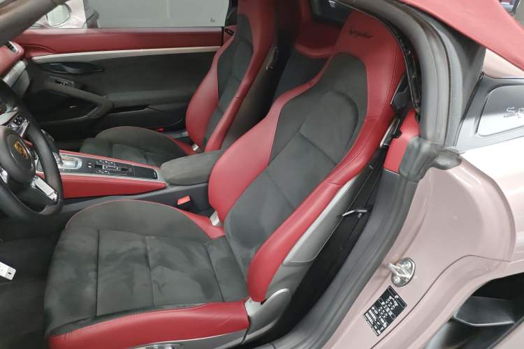 Used Porsche 718 2022 Spyder 2.0T
