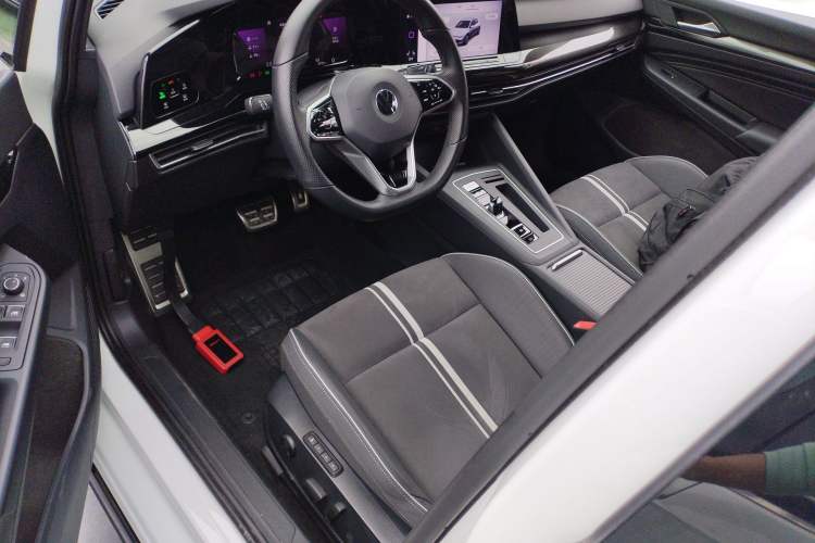 Used Volkswagen Golf 2021 280TSI DSG R-Line
