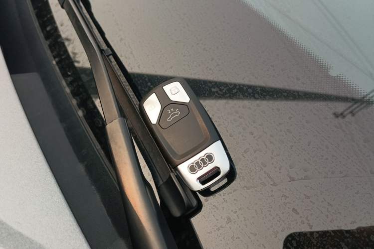 Used Audi A4L 2022 40 TFSI Fashion Dynamic Model
