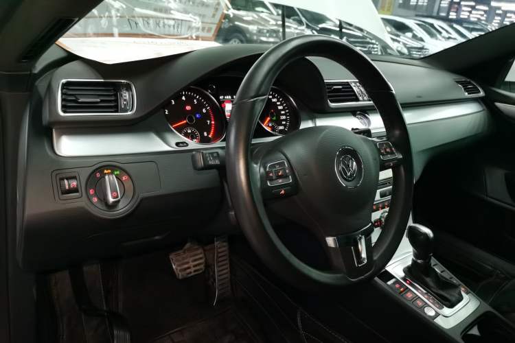 Used Volkswagen FAW-Volkswagen CC 2016 1.8TSI Luxury Model
