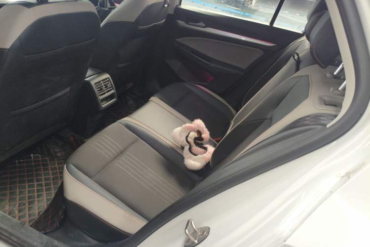 Used Volkswagen Golf 2021 280TSI DSG 30th Anniversary Edition
