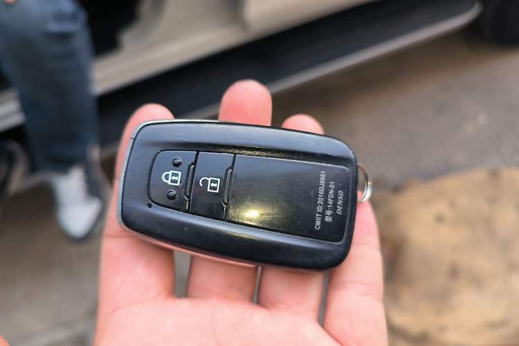 Used Toyota Prado 2018 3.5L Automatic TX-L with Rear-Mounted Spare Tire