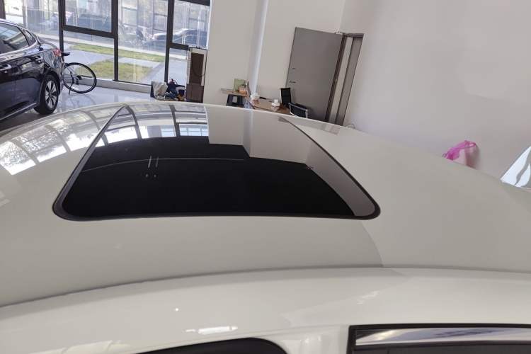 Used MG 5 2021 180 DVVT CVT Youth Luxury Edition
