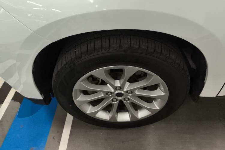 Used Haval H2 2018 Blue-Label 1.5T Dual-Clutch Two-Wheel-Drive Luxury Model
