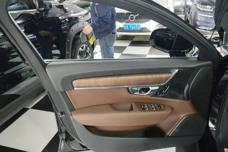 Used Volvo S90 2021 B5 Zhiyuan Luxury Edition
