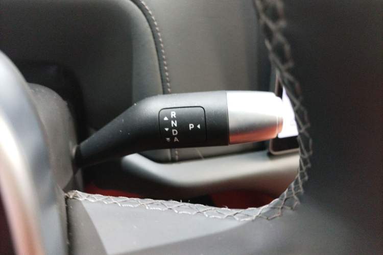 Used Li Auto L8 2023 Pro Model
