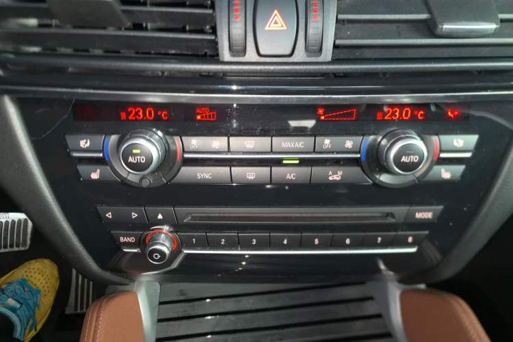 Used BMW X6 2015 xDrive35i Leading Model
