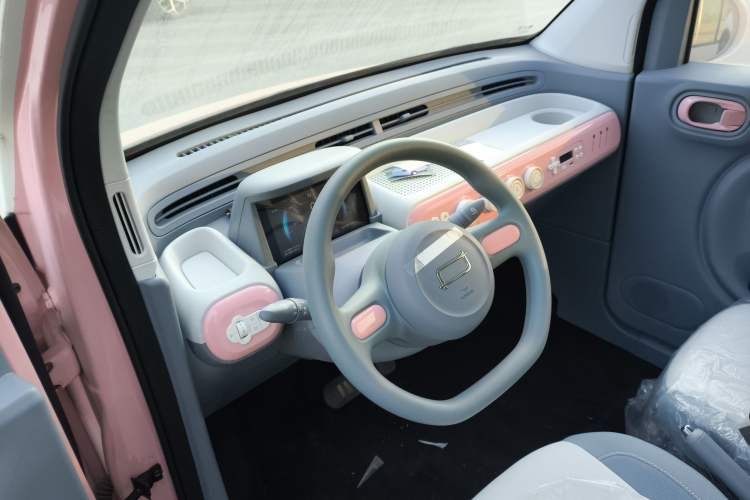 Used Bestune Pony 2024 170km Range Energizing Horse