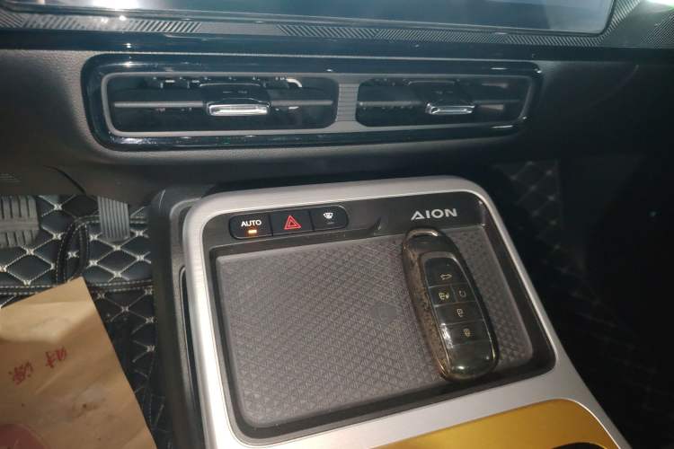 Used AION Y 2022 70 Intelligent Edition Lithium Iron Phosphate