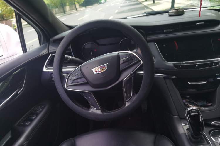 Used Cadillac XT5 2020 28T Luxury Version
