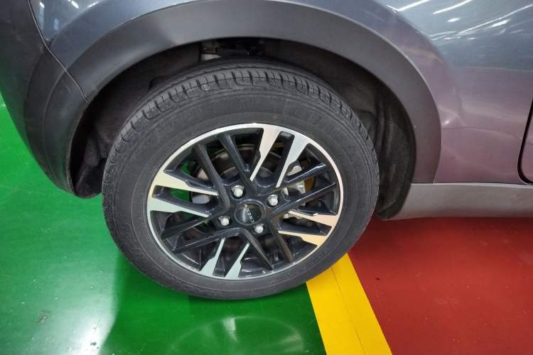 Used Chery Little Ant 2022 Revised Version Sweet Pink Edition Half-Sugar Version Lithium Iron Phosphate 30.7 kWh 30 kW 301 km
