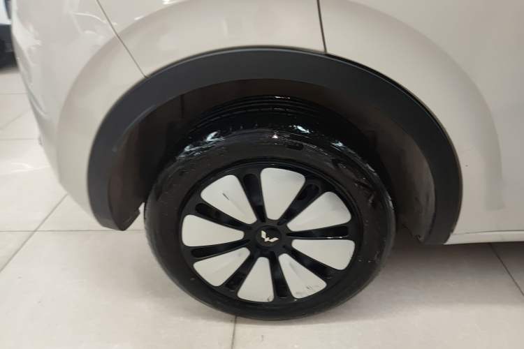 Used Wuling Bingo 2023 410 km Lingxi Deluxe Edition