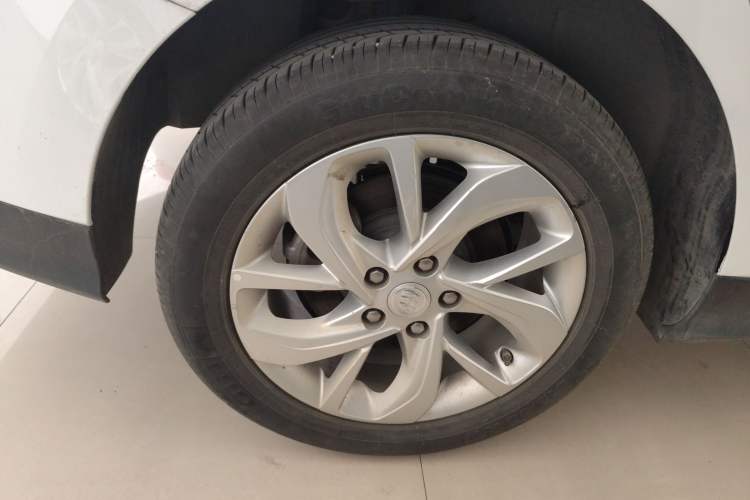 Used Buick Velite 6 2023 430km Range Commuter Version
