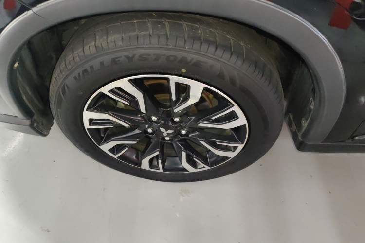 Used Mitsubishi Outlander 2019 2.0L Two-Wheel Drive Comfort Edition 5 Seats China VI Standard
