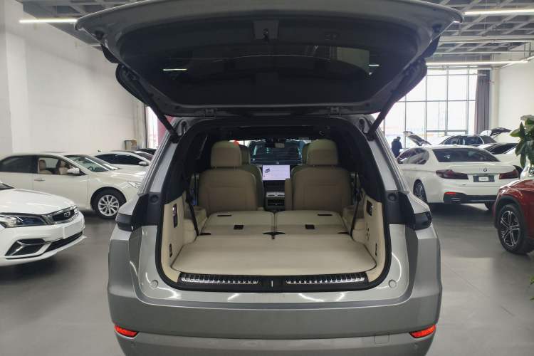 Used Li Auto L9 2022 Max model
