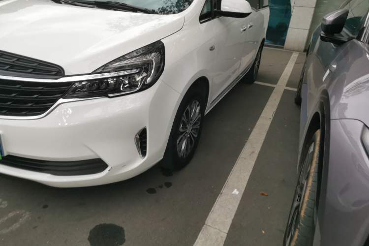 Used Buick GL8 2022 Land Business Class 652T Luxury Model
