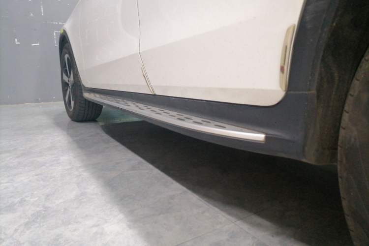 Used Mercedes-Benz GLC 2018 Facelift GLC 260 4MATIC Luxury Edition
