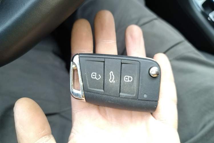 Used Volkswagen Tiguan L 2024 300TSI Automatic Two-Wheel Drive Smart Edition
