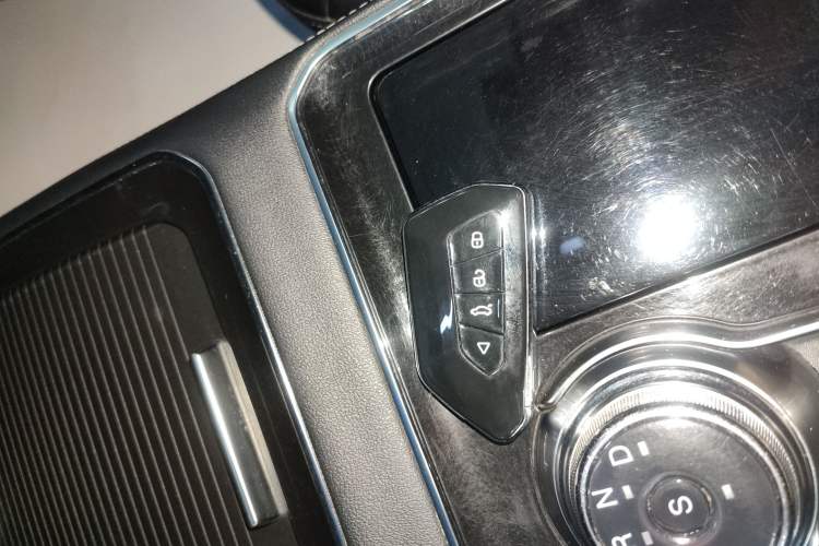 Used Ford Edge 2021 PLUS EcoBoost 245 Two-Wheel-Drive Titanium 7-Seater
