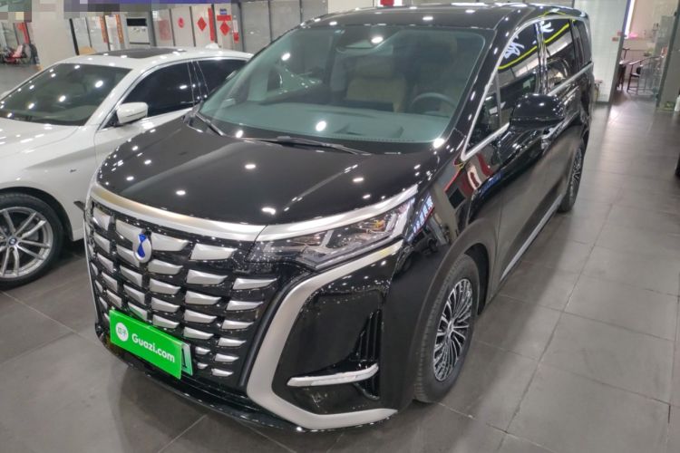 Used Denza D9 2022 DM-i 970 Four-Wheel Drive Flagship Model