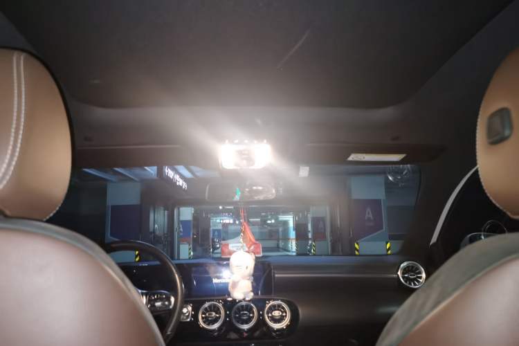 Used Mercedes-Benz A-Class 2021 A 200 L Sport Sedan Fashion Model
