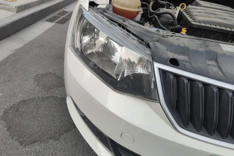 Used Skoda Fabia 2016 1.4L Automatic Car Enjoy Edition