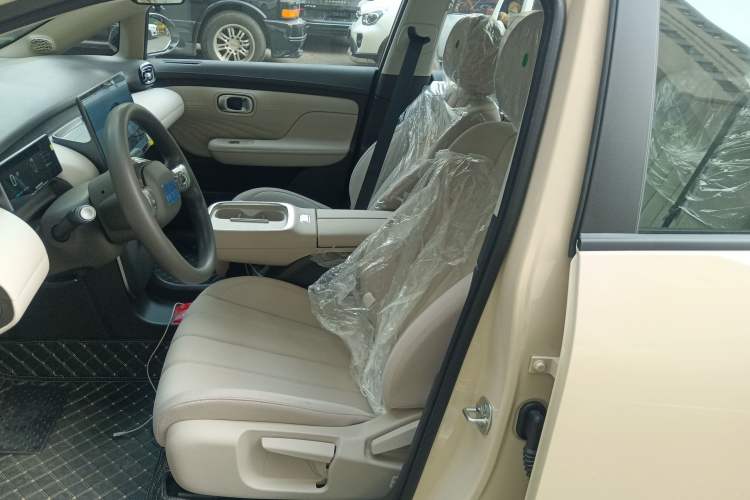 Used AION UT 2025 330 Starlight Edition