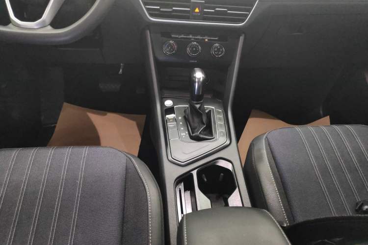 Used Volkswagen Tiguan L 2022 330TSI Automatic Two-Wheel Drive Comfort Edition