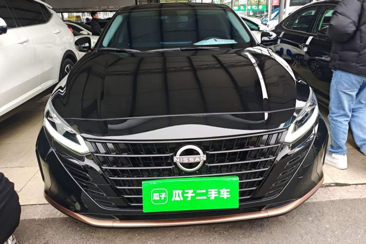 Used Nissan Teana 2024 2.0L SV Black Gold Edition
